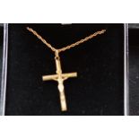 9ct gold chain and cross pendant 5.4 grams