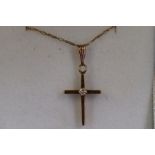 9ct Gold chain & cross pendant, pendant set with s