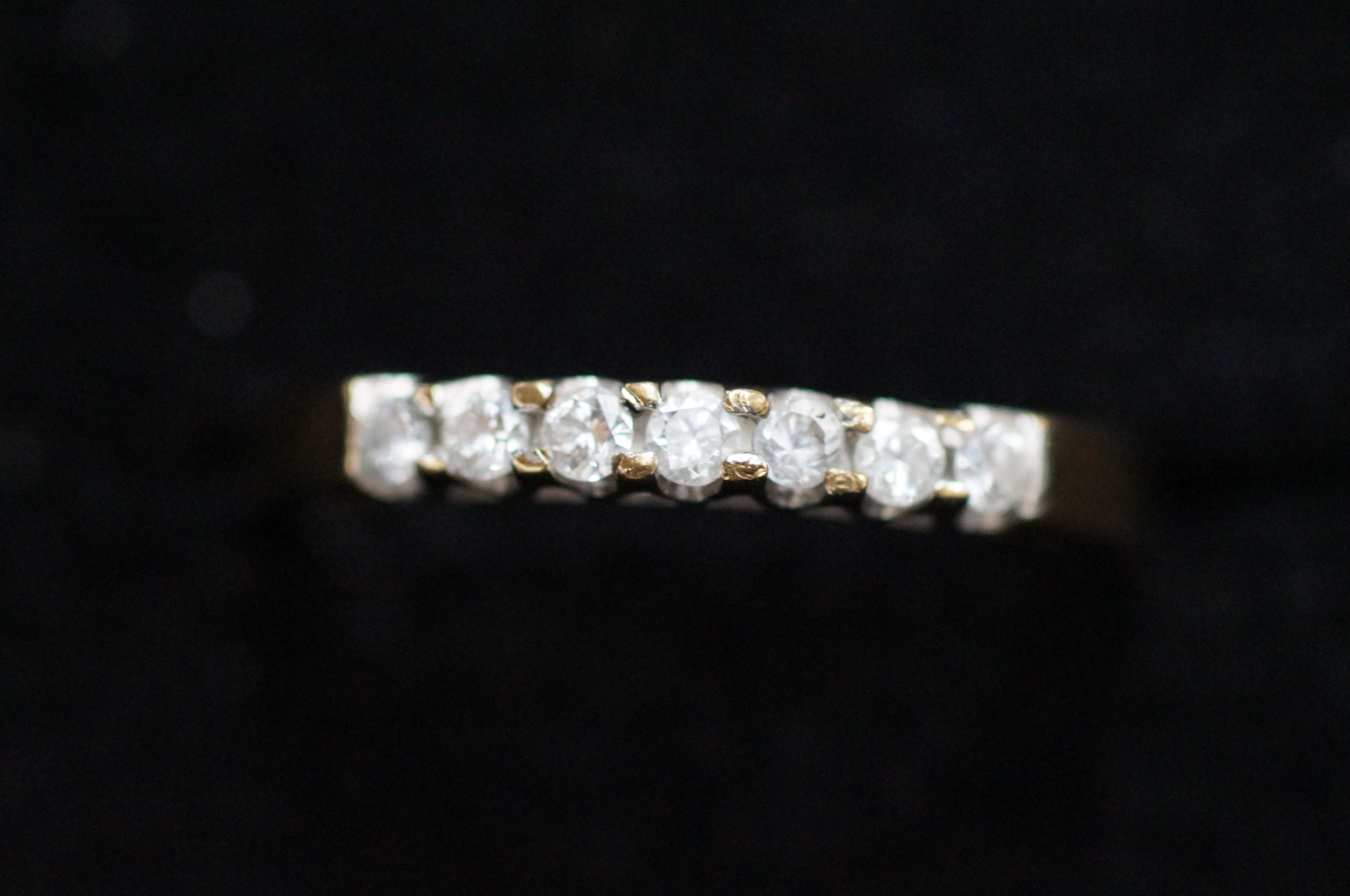 9ct Gold 1/2 eternity ring set with 7 diamonds Siz