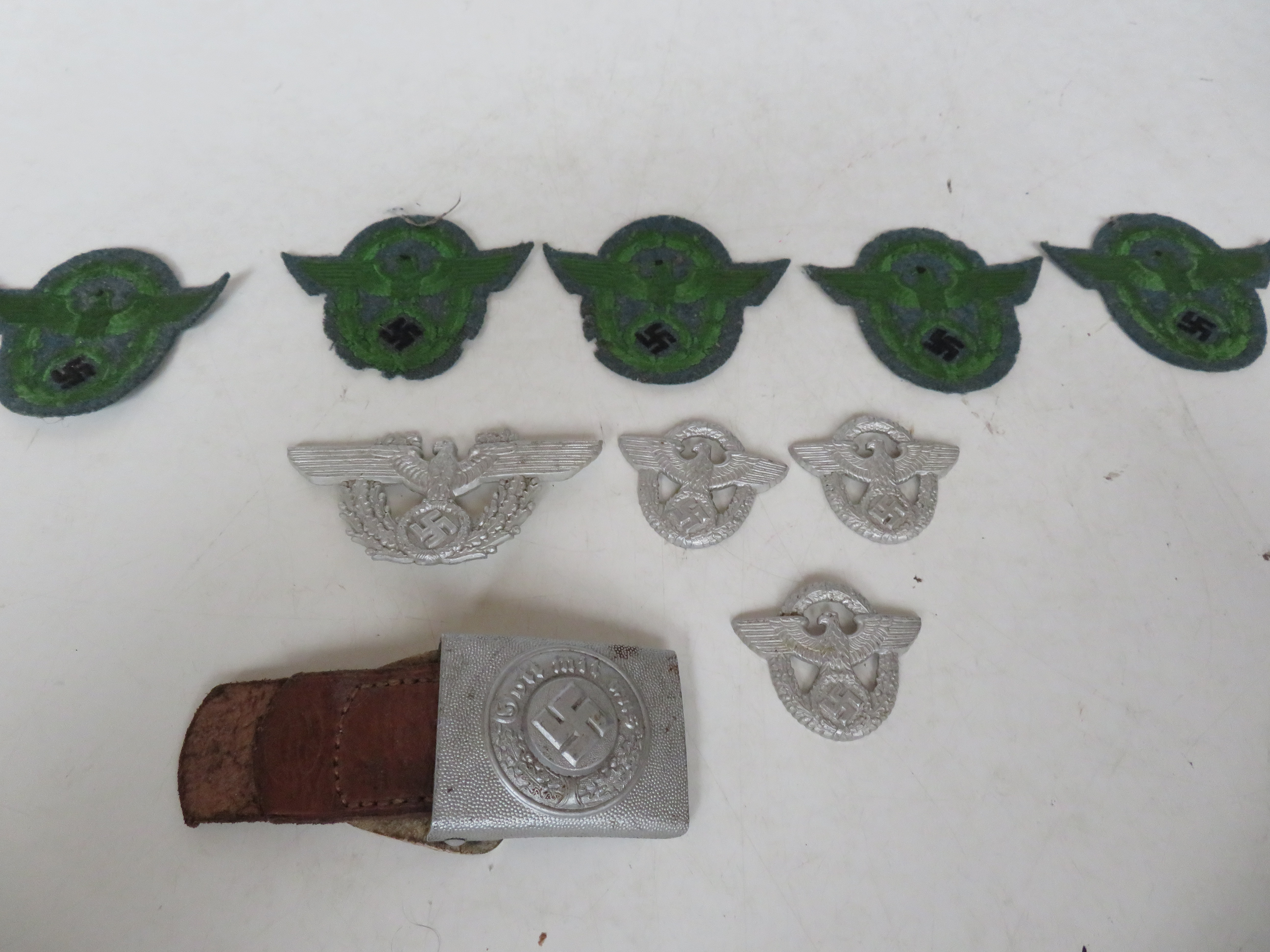 Group of German badges & medals - Image 2 of 7