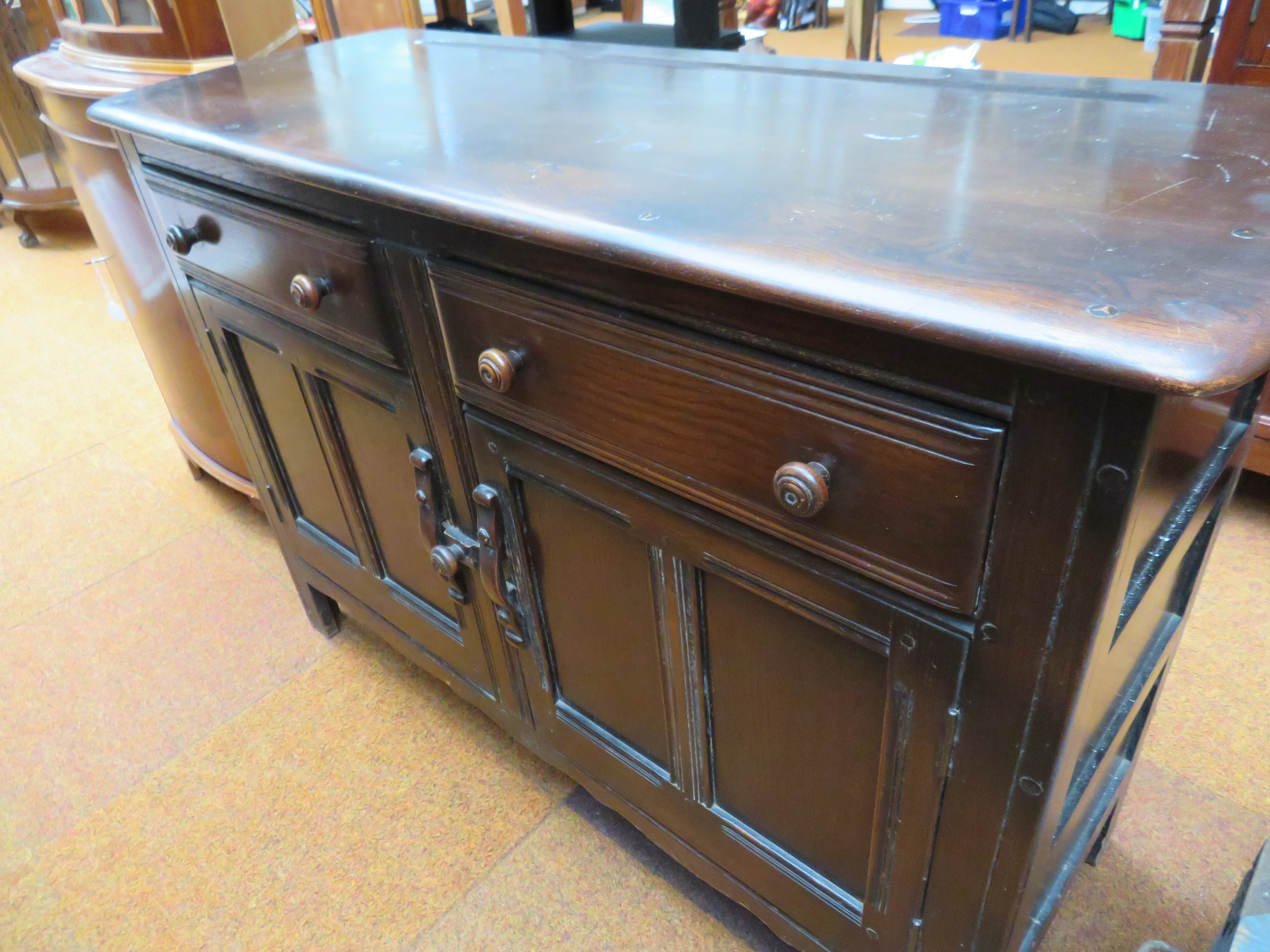 Ercol dresser, 2 cupboards & 2 drawers