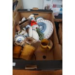 Box of ceramics to include wade