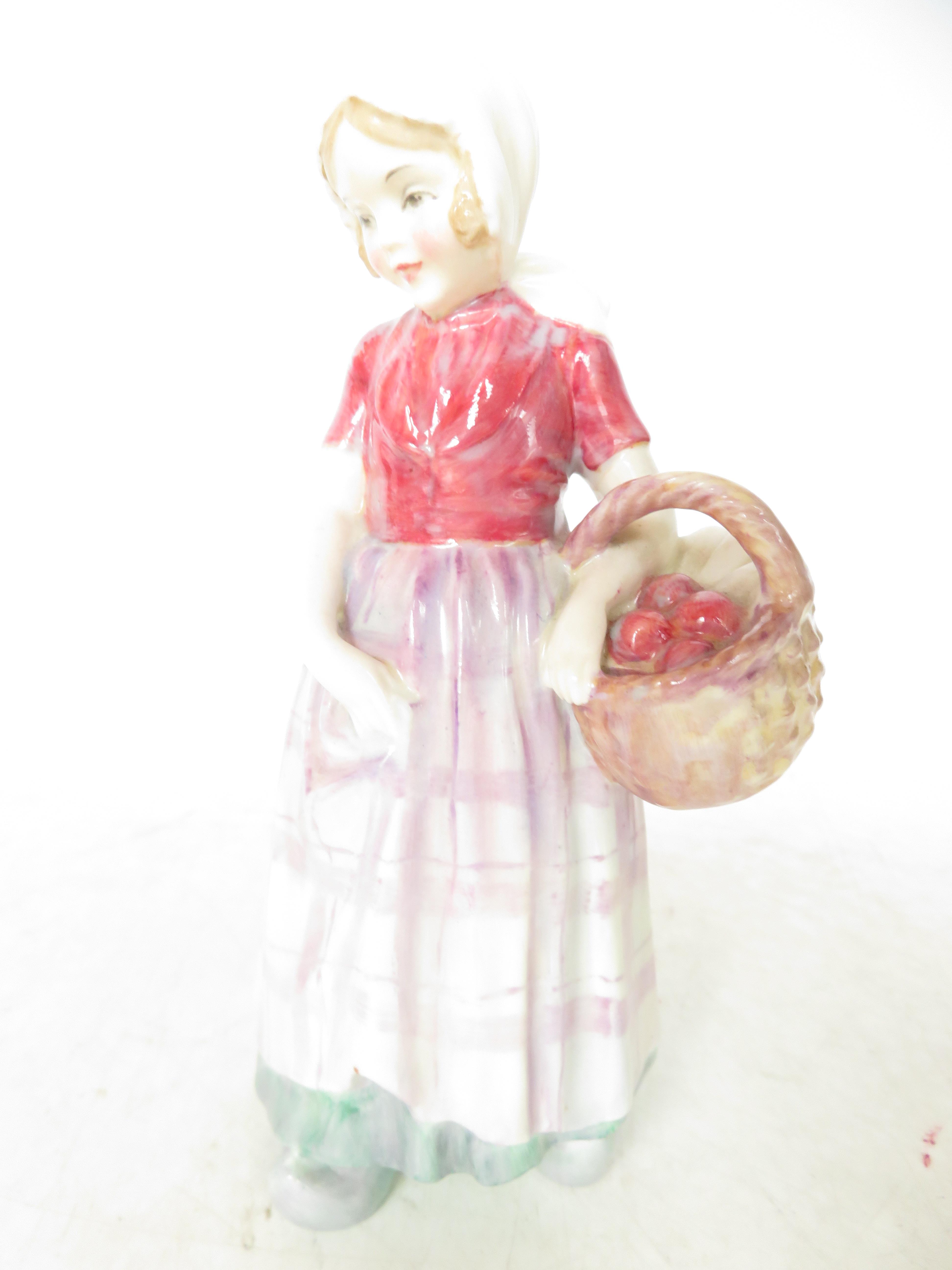 Rare 1930's Royal Doulton HN1550 figurine 'Annette