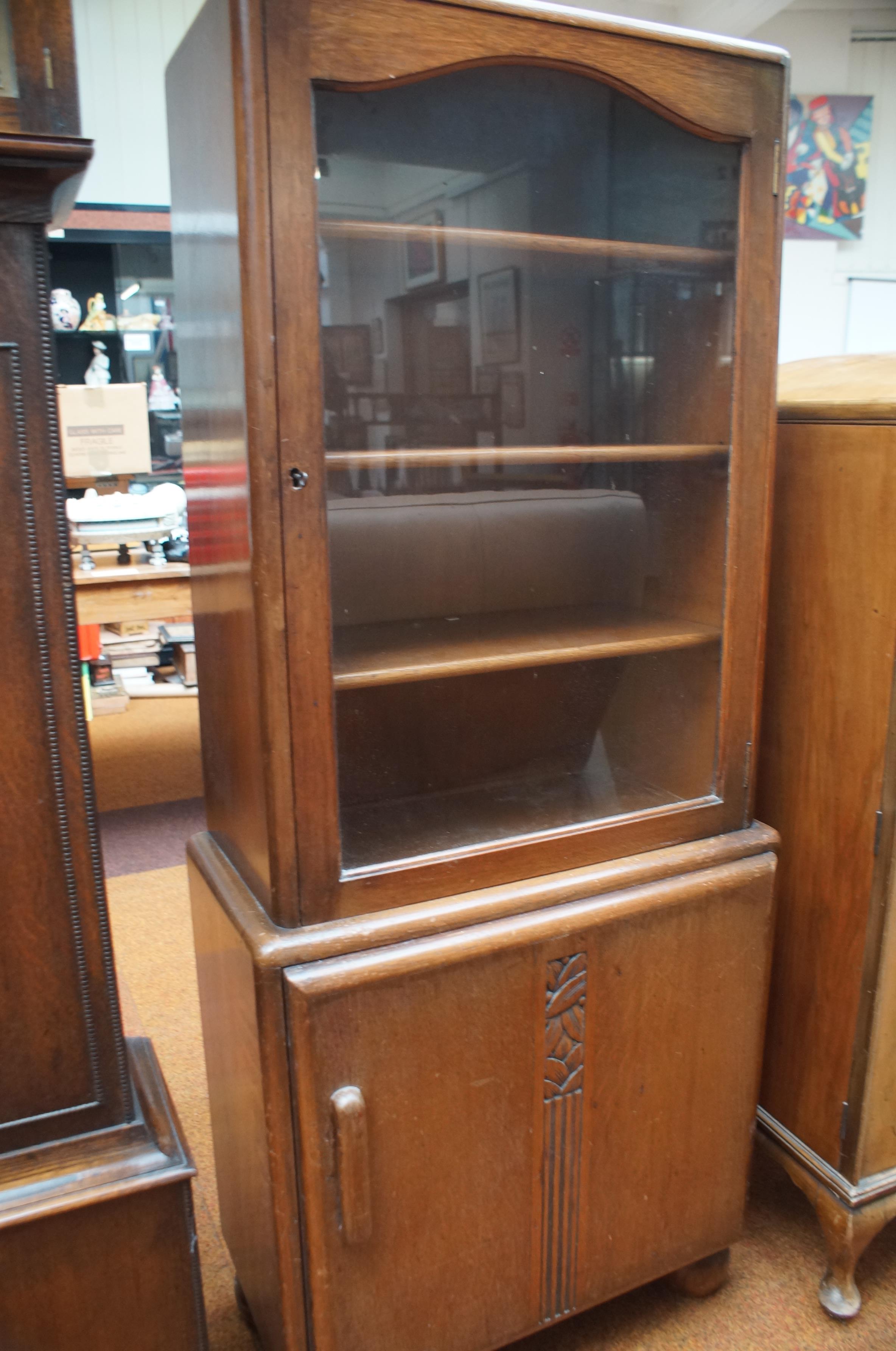 Good quality 1930's display cupboard