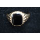 9ct Gold ring set with black stone Size U
