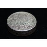 Silver pill/snuff box Diameter 6 cm
