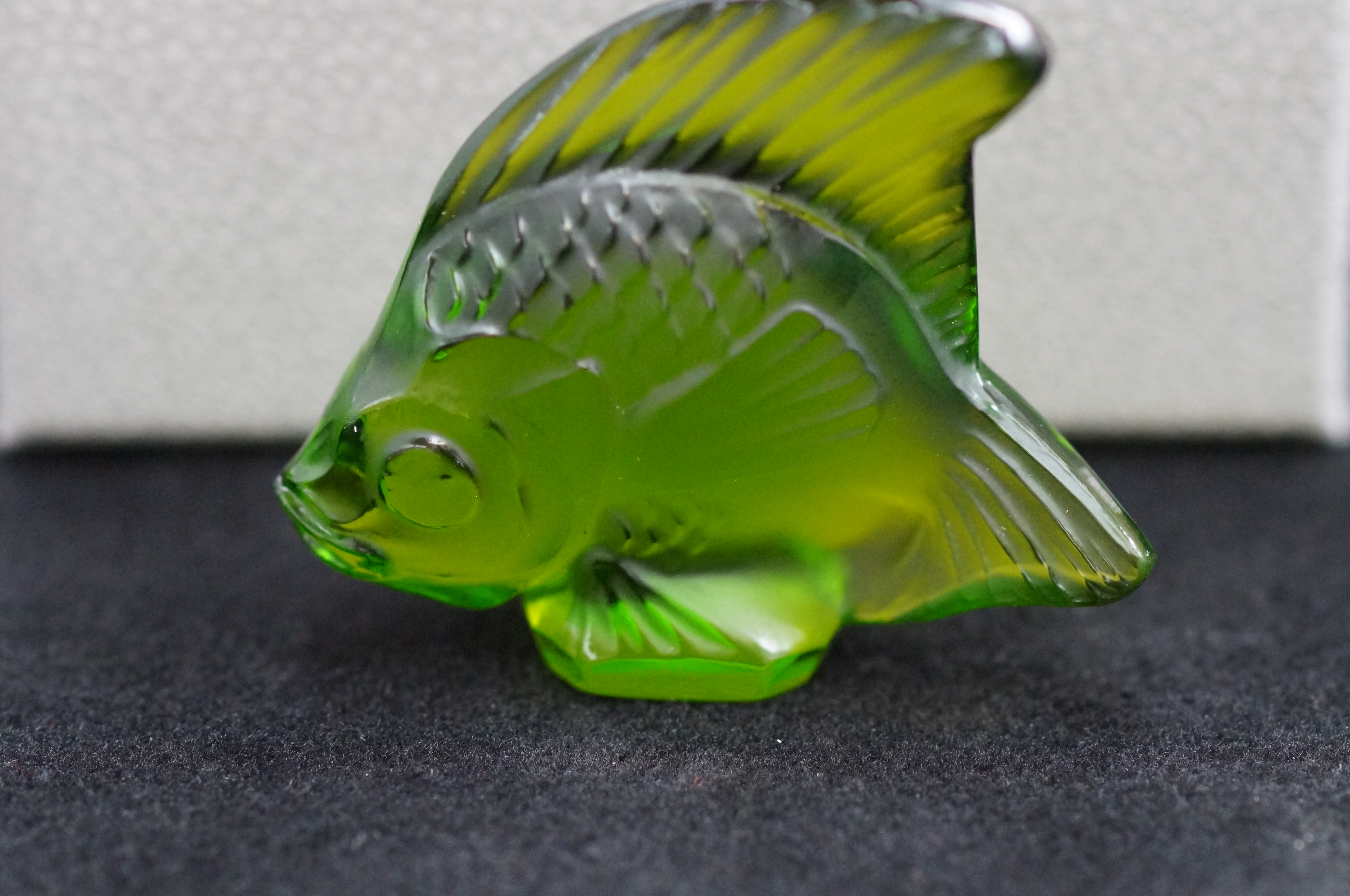 Lalique green fish with box Height 5 cm