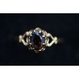 9ct Gold ring oval stone Size M