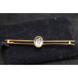 9ct Gold pin brooch set with citrine