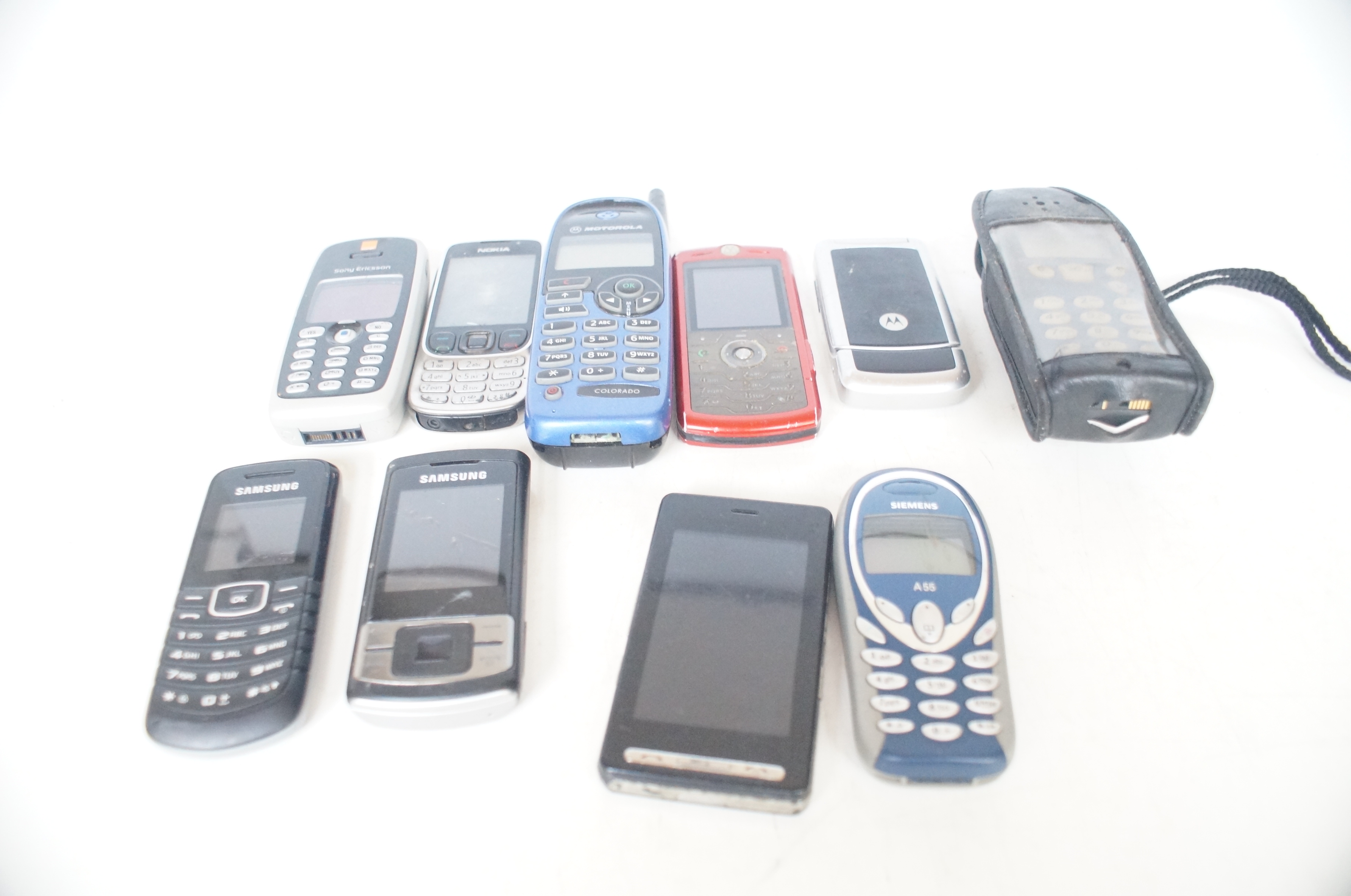 Collection of vintage mobile phones