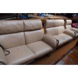 Very good quality designer 3 piece suite 2x 2 seat