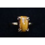 9ct Gold ring set with large tigers eye