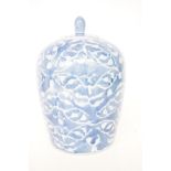 Chinese blue & white lidded vase Height 34 cm