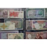 Collection of 12 world bank notes in excellent con