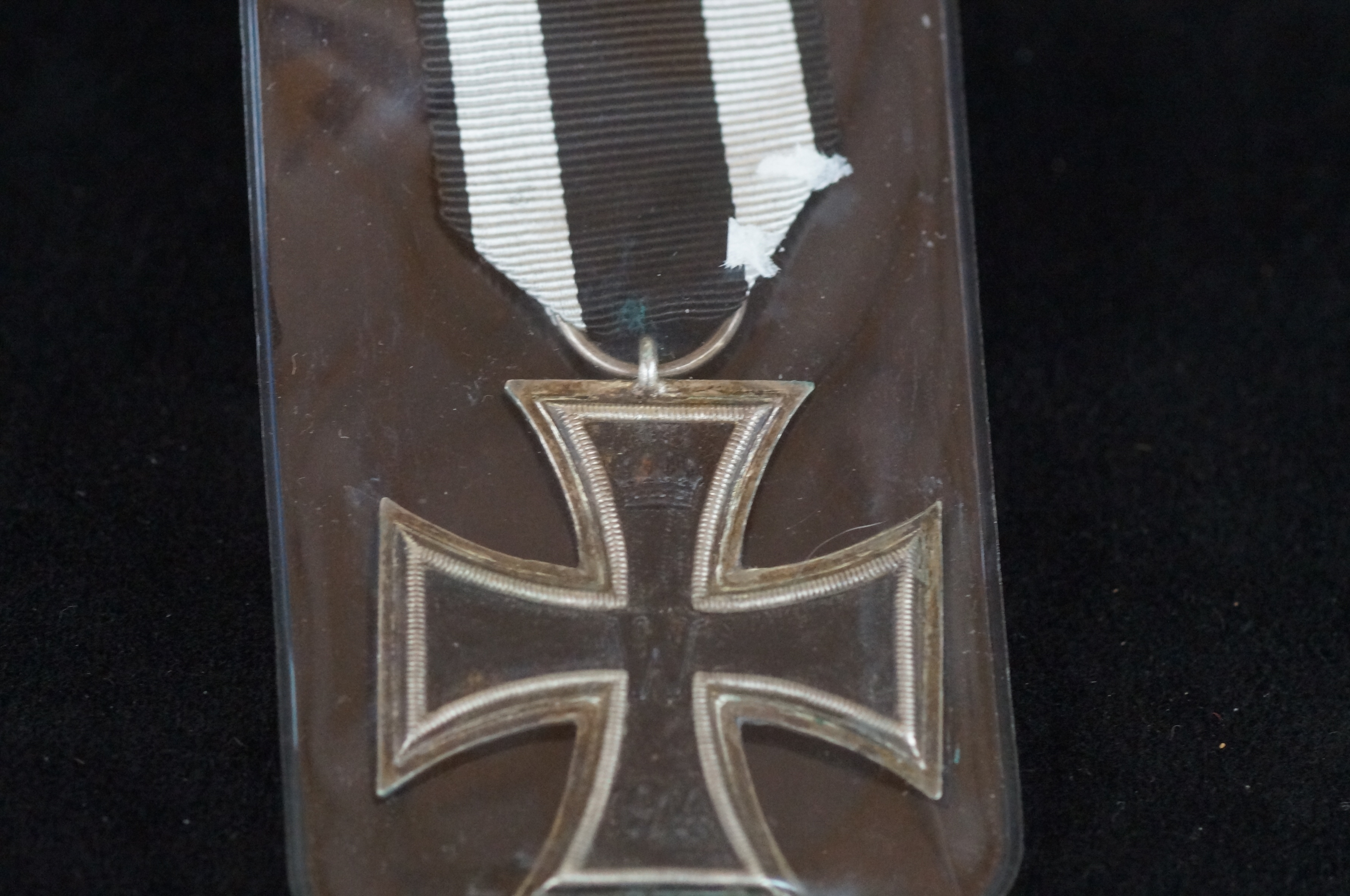 German iron cross 1914-1918 2nd class medal with r