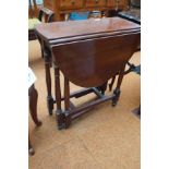 Small drop leaf table