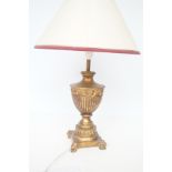 Classical style table lamp