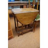 Small bobbin turned drop leaf table