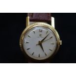 18ct Gold case Cyma gents wristwatch, manual wind
