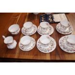 Royal Albert Winsome 19 pieces