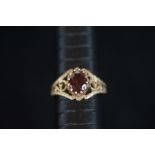 9ct Gold red stone ring Size N