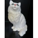 Beswick white Persian cat height 20 cm
