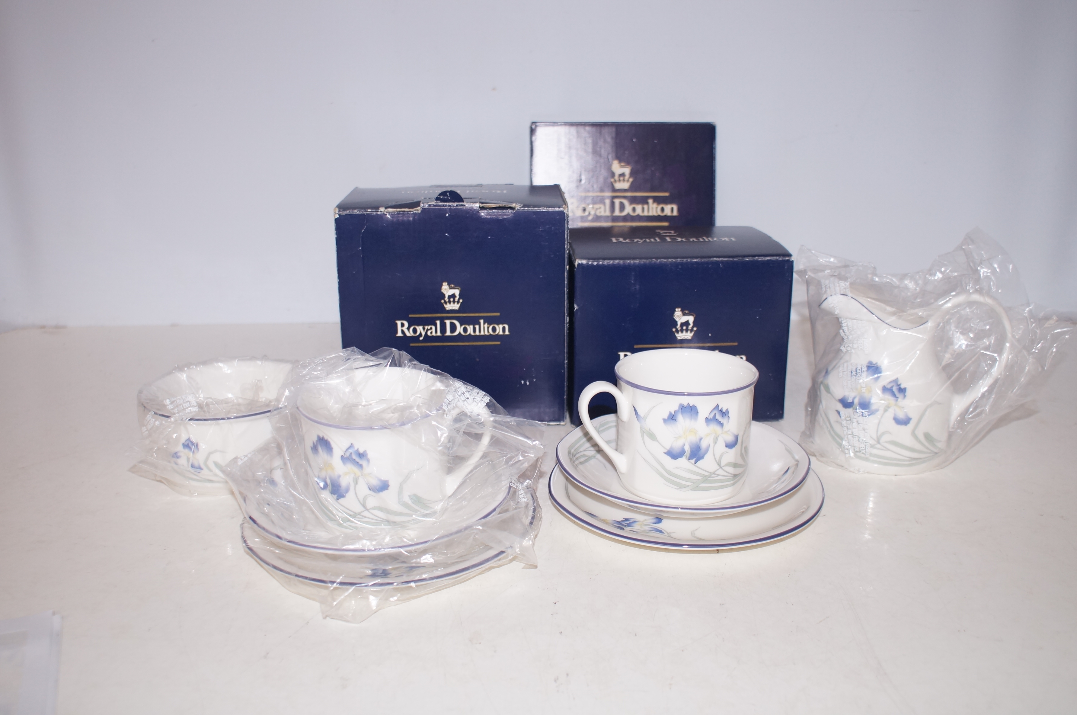 2x Royal Doulton trios & 2 others 'Minerva' unopen