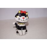 Lorna Bailey cat signed in gold