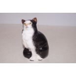 Royal Doulton HN999 Persian cat