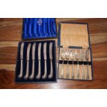 Silver handled knife set together with a EPNS pick