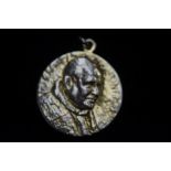 Pope John XXIII 9ct Gold pendant. Total weight 16.3g