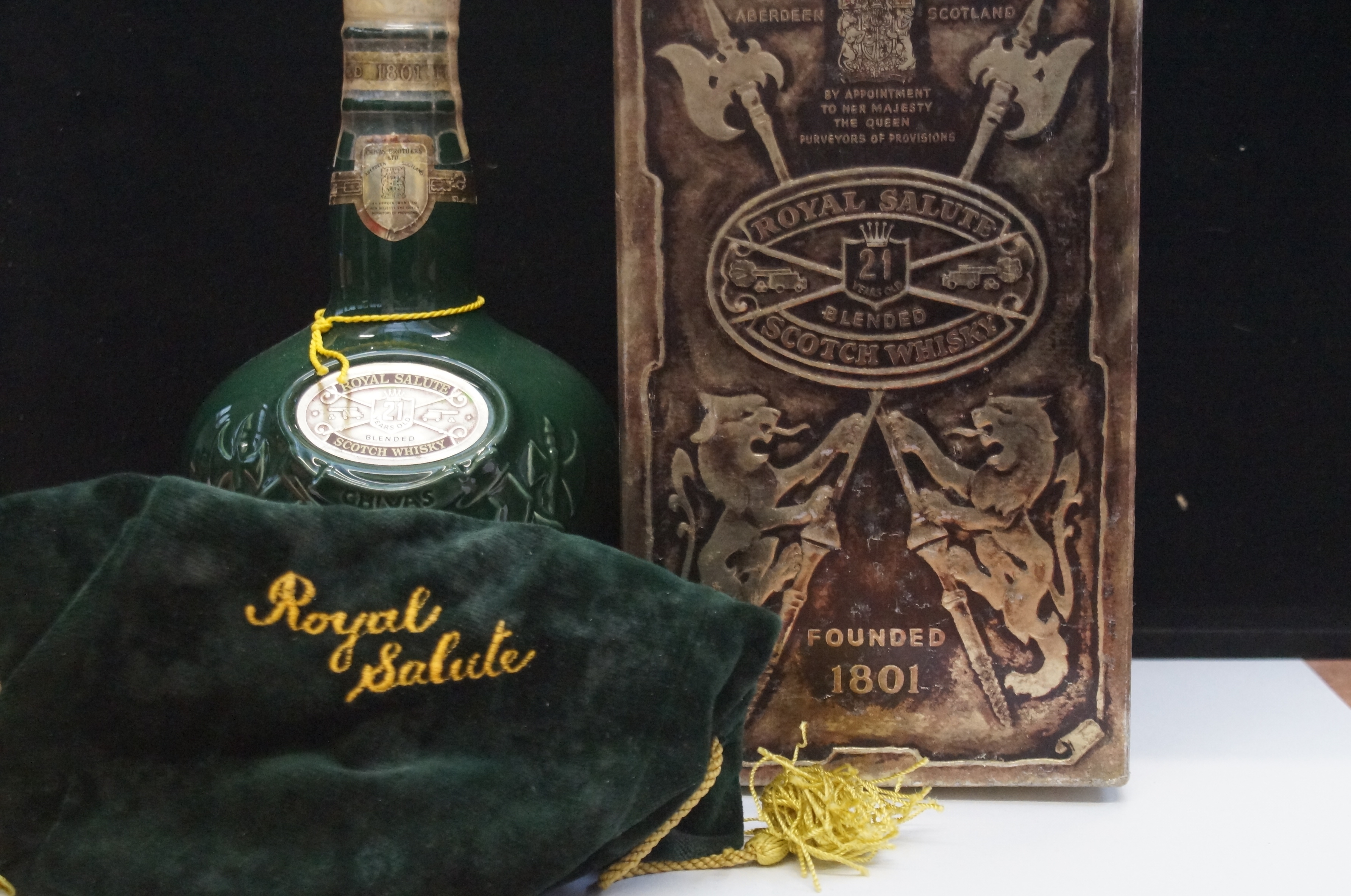 Chivas regal royal salute, 21 year old blended sco