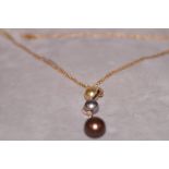 18ct gold necklace with pearls and diamond pendant