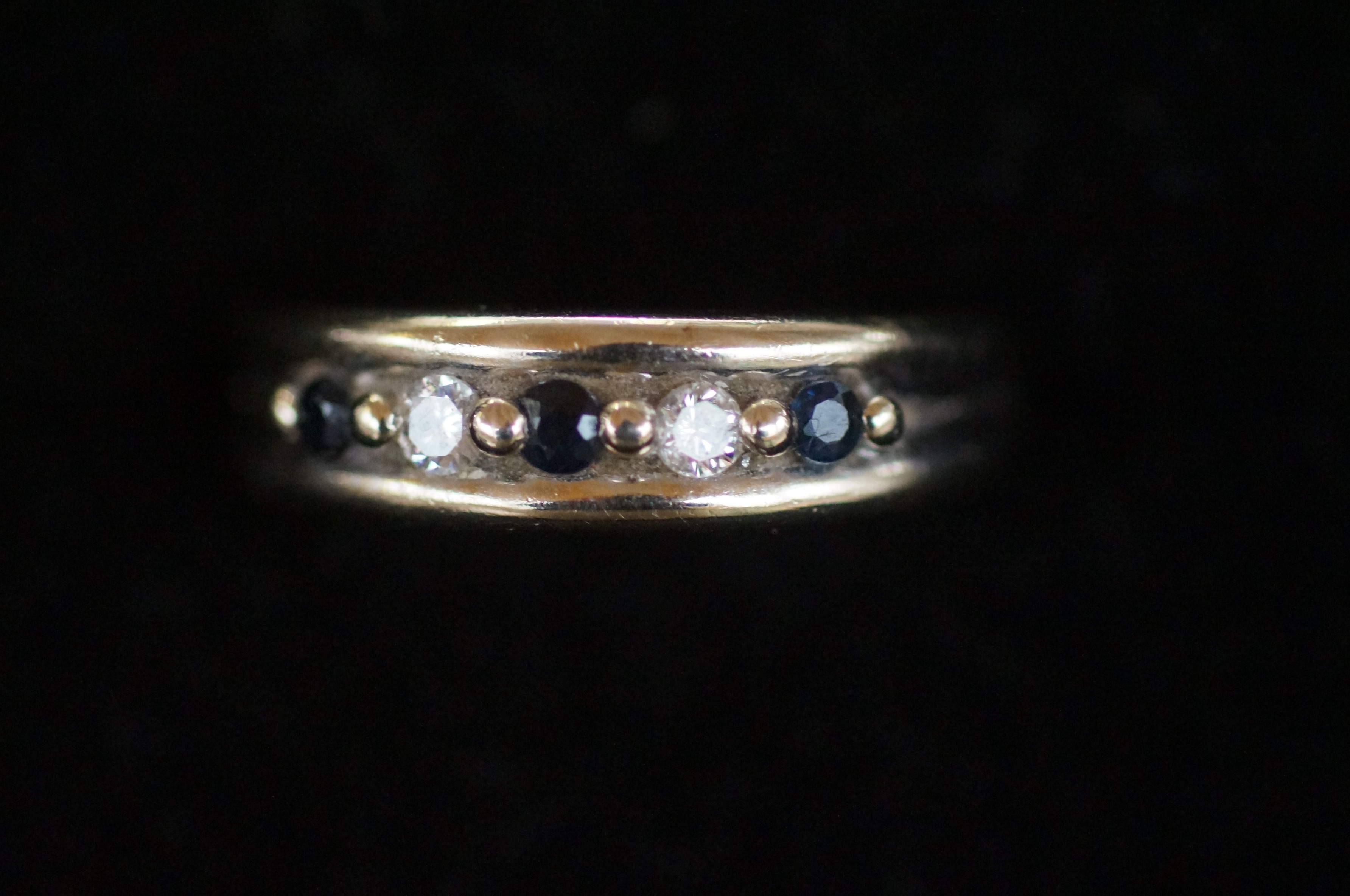 18ct Gold diamond & sapphire ring Size Q