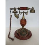 Reproduction telephone