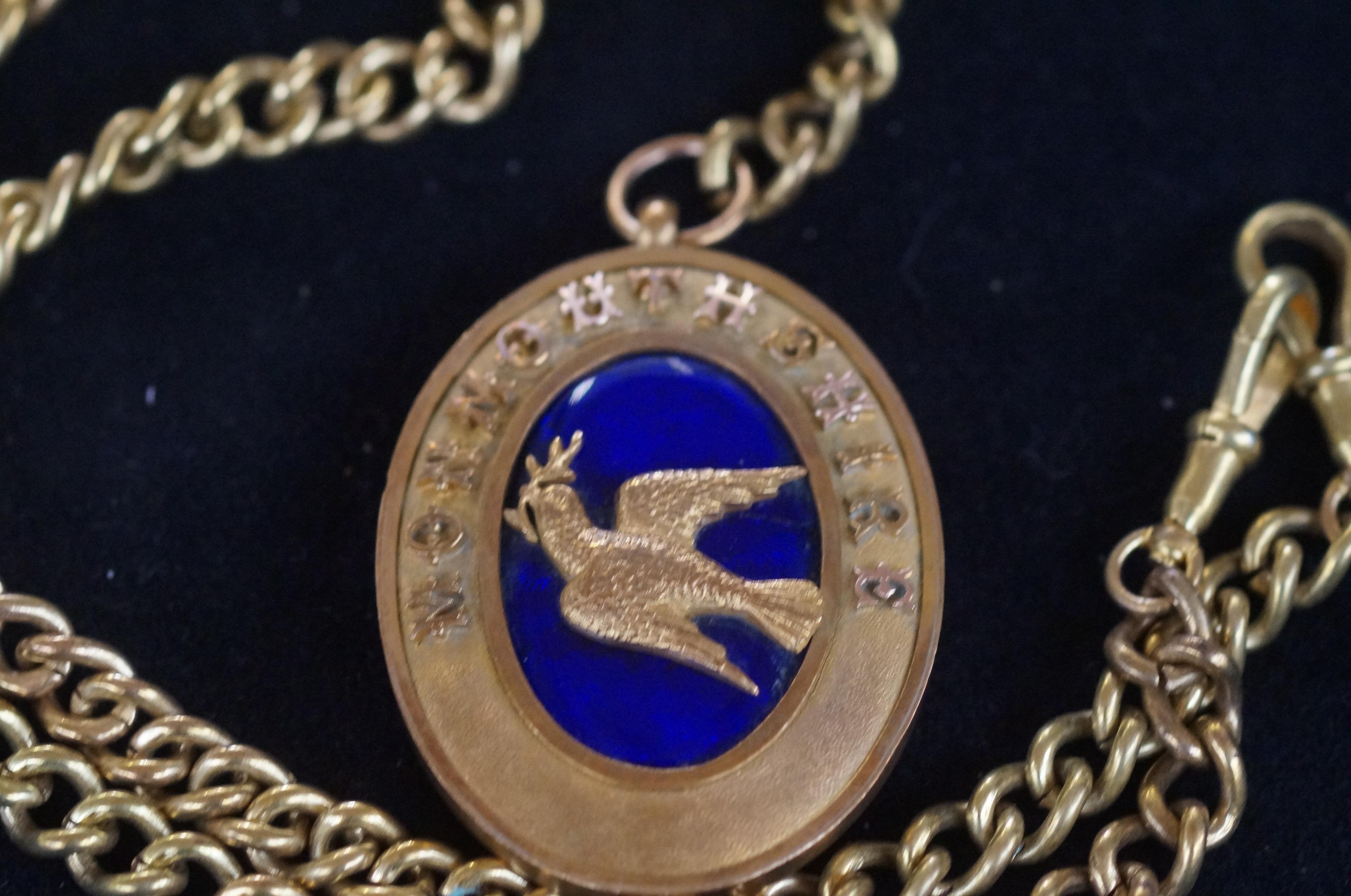 Monmouthshire masonic gilt chain & jewel