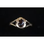 9ct Gold ring set with garnet Size R
