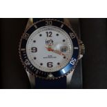 Gents Ice calendar wristwatch with date app at 3 o