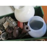 A good quality mix box to include an oil lamp