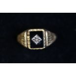 9ct Gold onyx diamond ring Size U