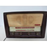 Vintage Philco bakelite radio