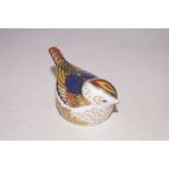 Royal crown derby firecrest bird with gold stopper