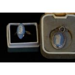 2 Wedgwood jasper blue & white - 1 ring & 1 neckla