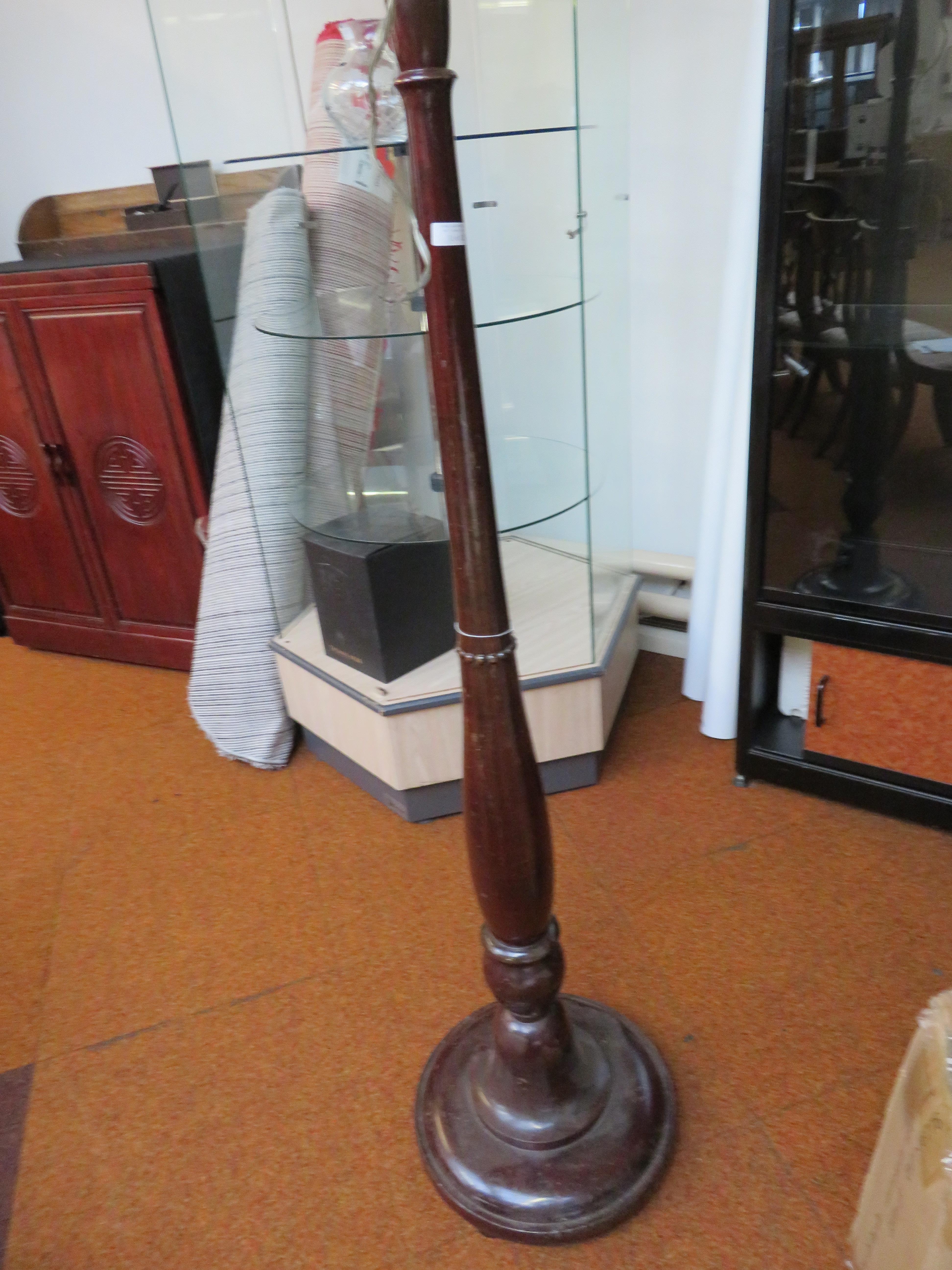 Early standard lamp