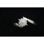 9ct gold chip diamond cluster ring Size T