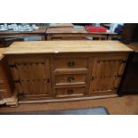 Good quality pine dresser with 3 drawers & 2 cupbo