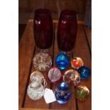 Collection of 11 paperweights together with 2 art
