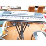 Yamaha Electrical Organ with Stand PSR-175