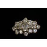 9ct Gold cluster Ring set with White Stones Size N