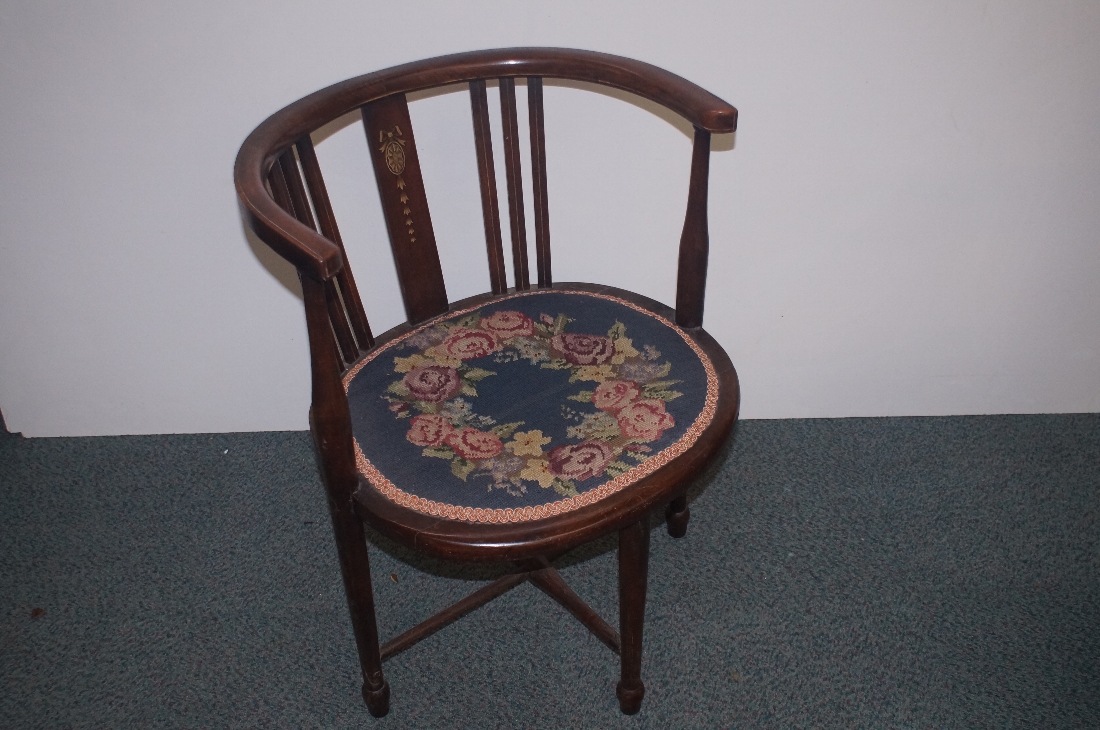 Victorian tub chair